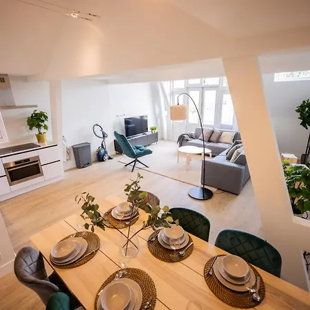 Happily 2 Bedroom Serviced 75m2 -nb306h- Rotterdam